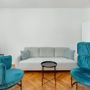 Rycerska With Parking By Renters Apartament Poznań