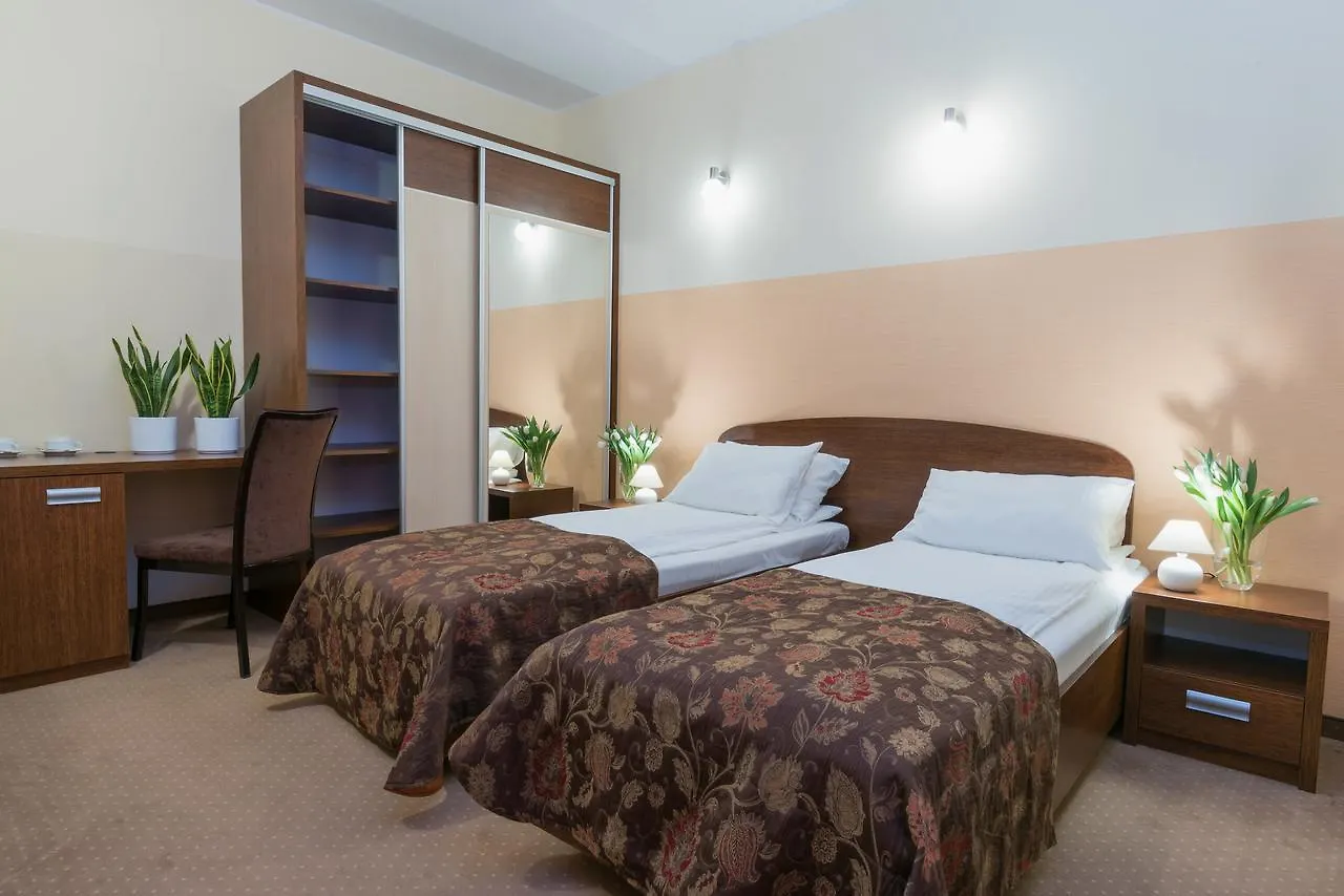 Leszczynowy Dworek Danzica Bed & Breakfast